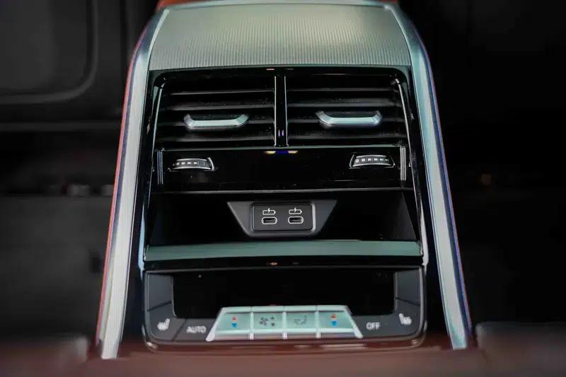 2021 BMW 8 Series 840i Gran Coupe M Sport Package — миниатюра 22
