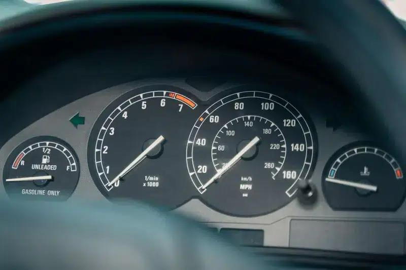 1996 BMW 8 Series 5.0L Automatic Rear-Wheel Drive 4-Seater (Parallel Import) — миниатюра 15