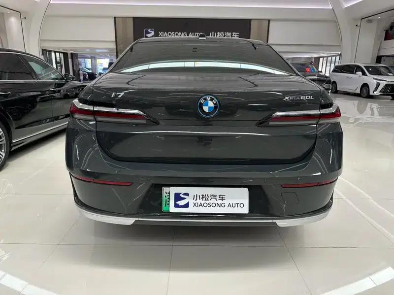 BMW i7 2023 xDrive60L Luxury Package — миниатюра 5