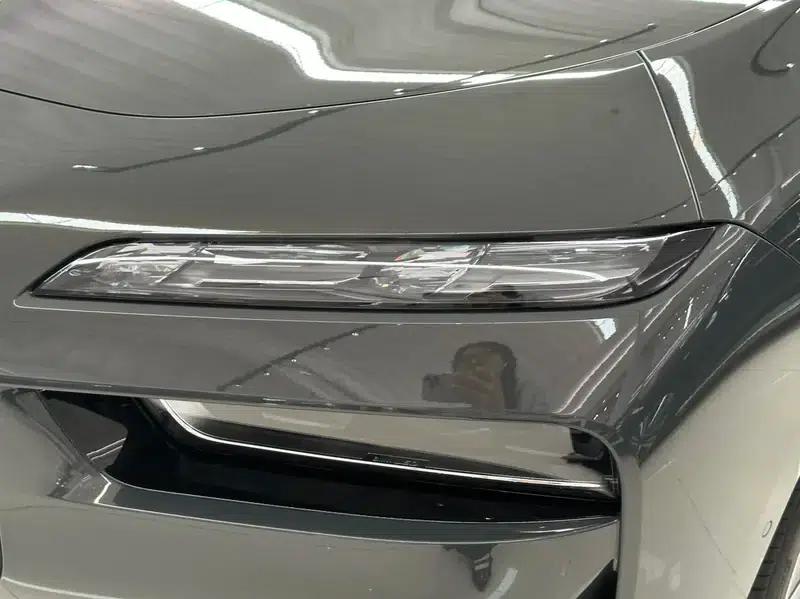 BMW i7 2023 xDrive60L Luxury Package — миниатюра 7