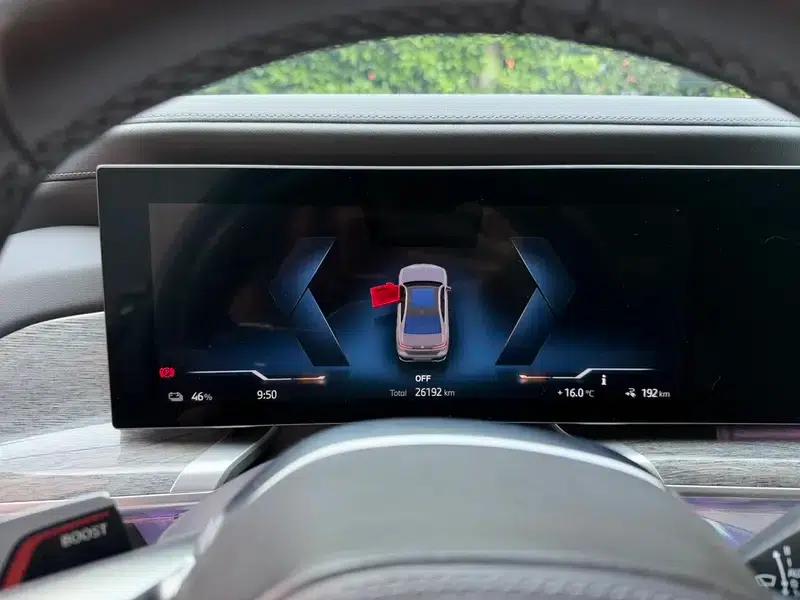 BMW i7 2023 eDrive50L Premium M Sport Package — миниатюра 13