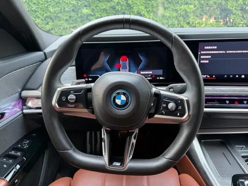 BMW i7 2023 eDrive50L Premium M Sport Package — миниатюра 14