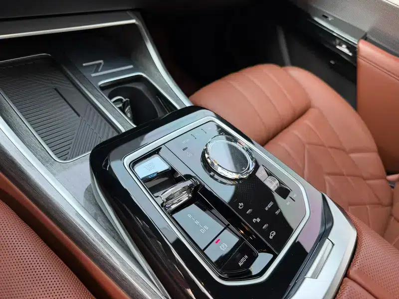 BMW i7 2023 eDrive50L Premium M Sport Package — миниатюра 15