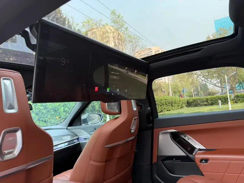 BMW i7 2023 eDrive50L Premium M Sport Package — миниатюра 17