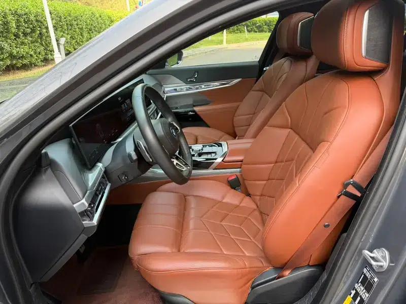BMW i7 2023 eDrive50L Premium M Sport Package — миниатюра 18