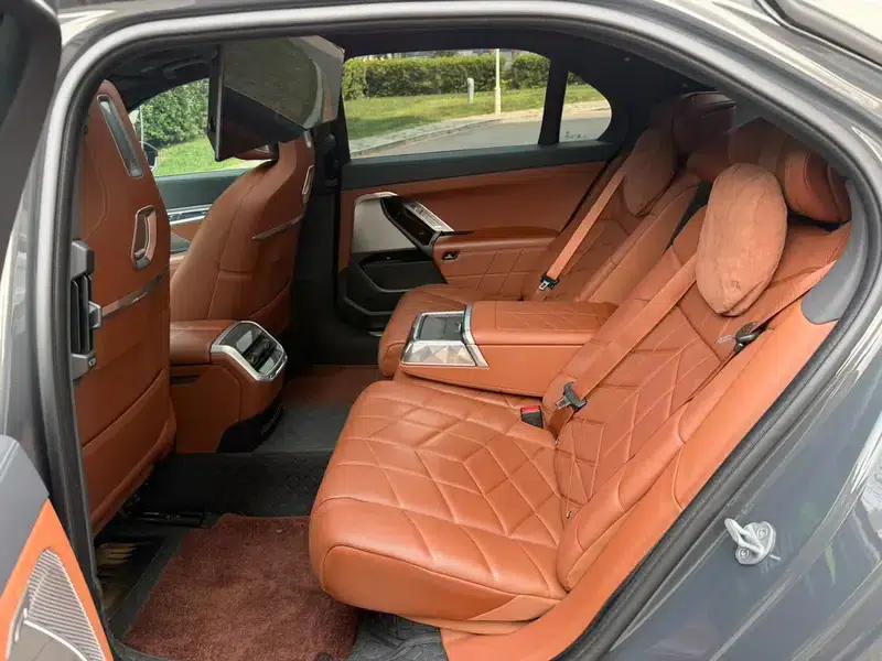 BMW i7 2023 eDrive50L Premium M Sport Package — миниатюра 19