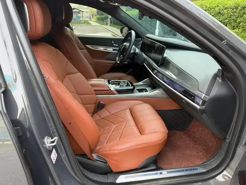 BMW i7 2023 eDrive50L Premium M Sport Package — миниатюра 10