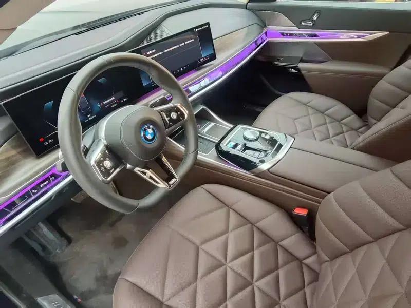 BMW i7 2023 eDrive50L Leading M Sport Package — миниатюра 17
