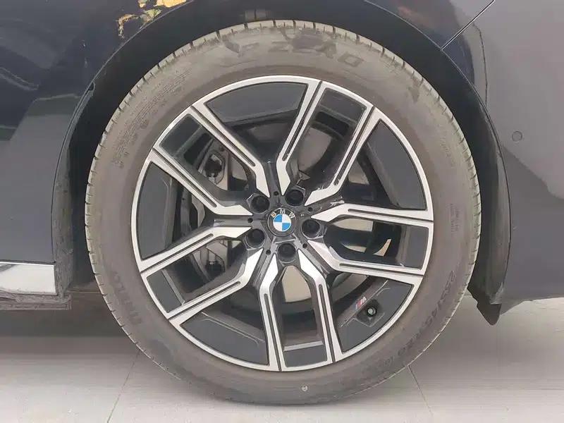 BMW i7 2023 eDrive50L Leading M Sport Package — миниатюра 6
