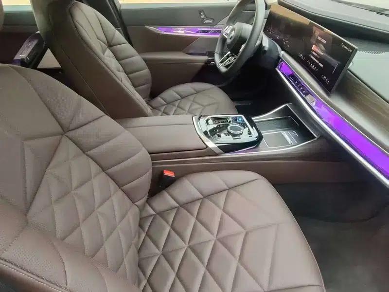 BMW i7 2023 eDrive50L Leading M Sport Package — миниатюра 9