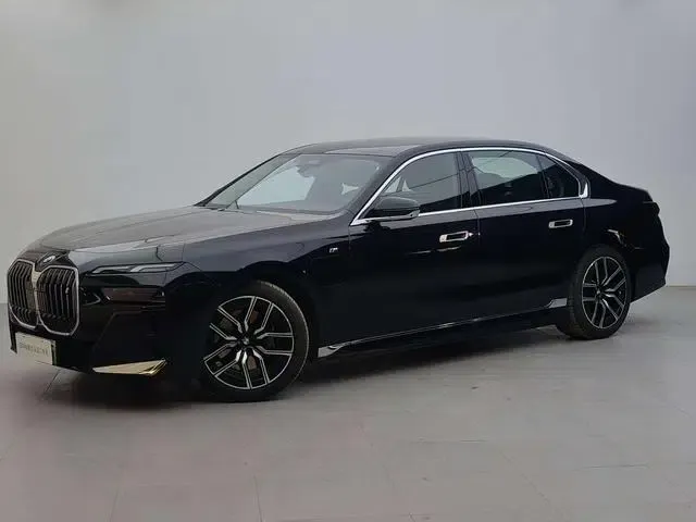 BMW i7 2023 eDrive50L Leading M Sport Package