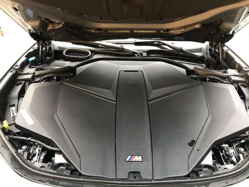 BMW i7 2023 M70L xDrive — миниатюра 7