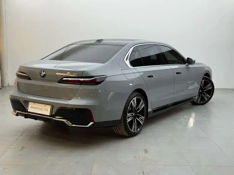 BMW i7 2023 eDrive50L Premium M Sport Package — миниатюра 5