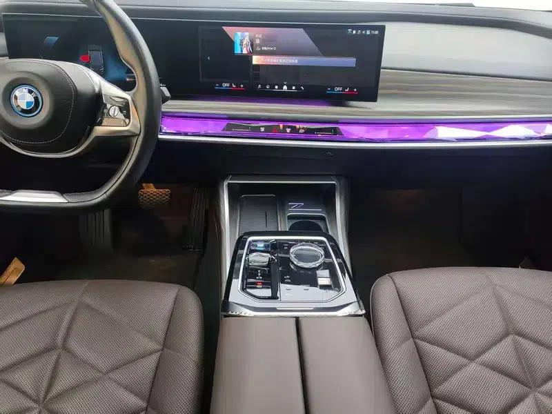 BMW i7 2023 eDrive50L Leading Luxury Package — миниатюра 8