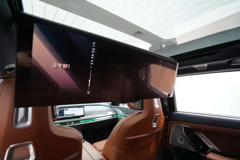 BMW i7 2023 xDrive60L Luxury Package — миниатюра 13