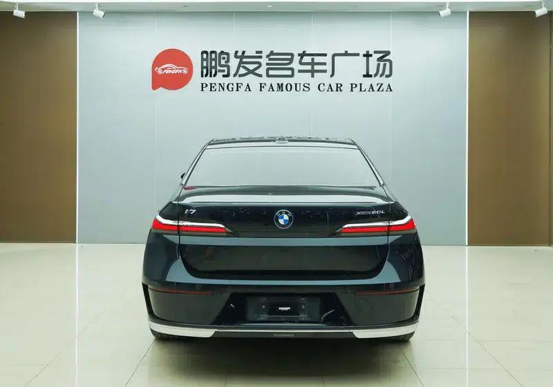 BMW i7 2023 xDrive60L Luxury Package — миниатюра 3