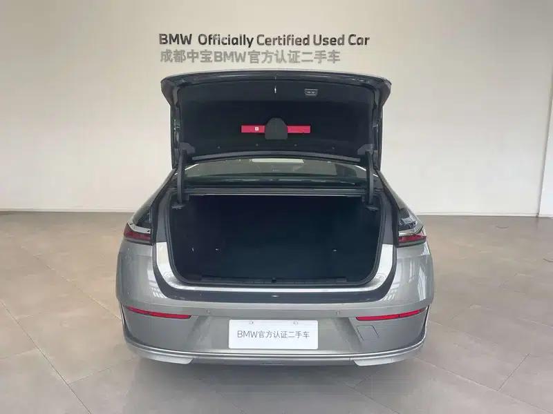 BMW i7 2023 xDrive60L Luxury Package — миниатюра 7