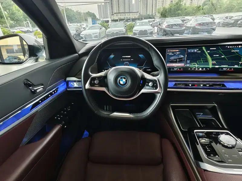 BMW i7 2023 eDrive50L Premium Luxury Package — миниатюра 15