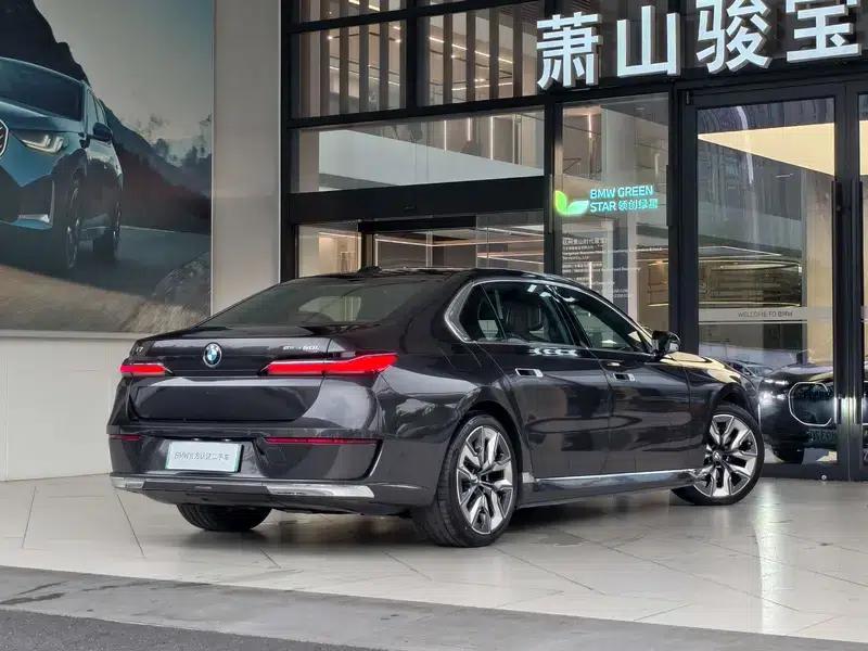 BMW i7 2023 eDrive50L Premium Luxury Package — миниатюра 5