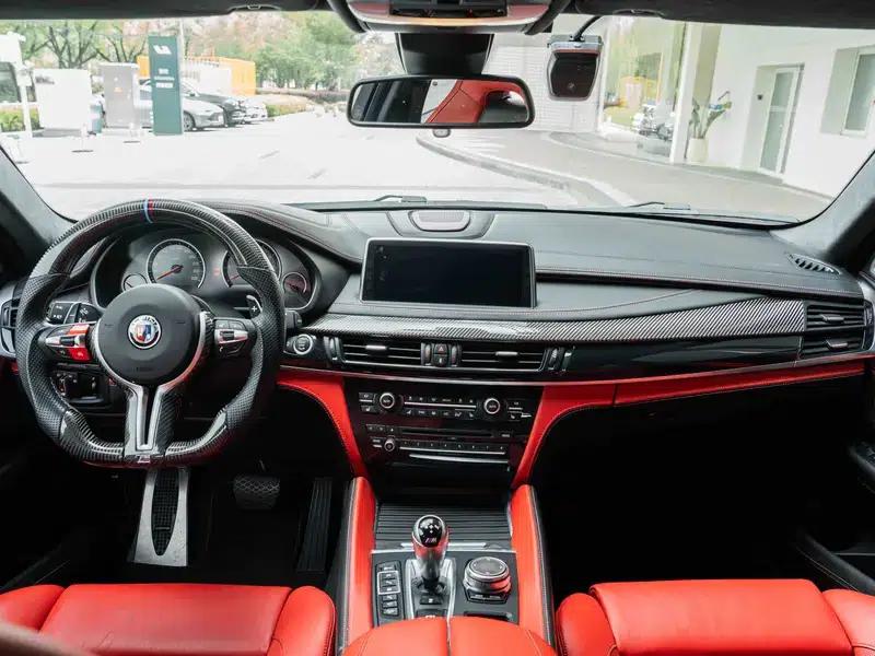 2015 BMW X6 M — миниатюра 13