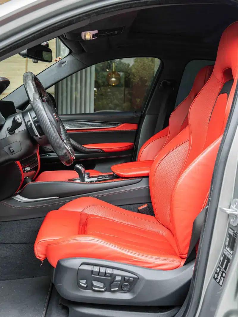 2015 BMW X6 M — миниатюра 17