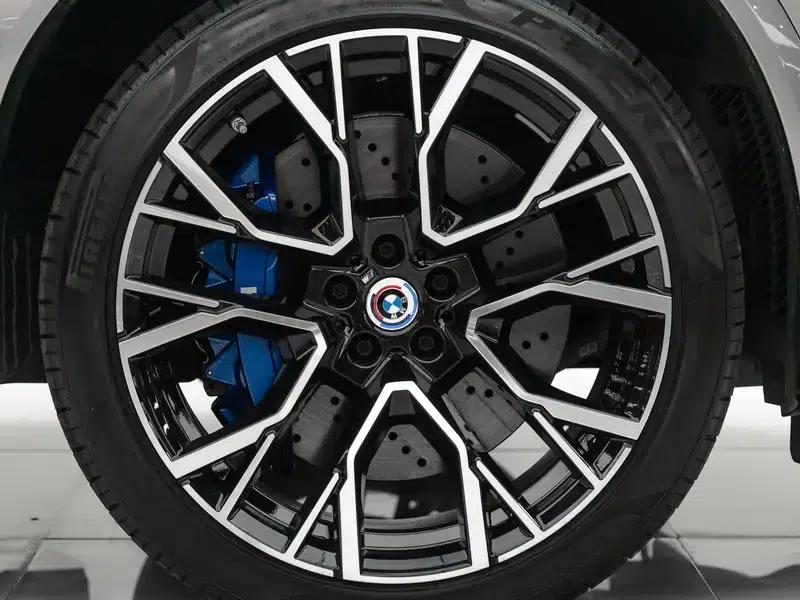 2021 BMW X6 M — миниатюра 12