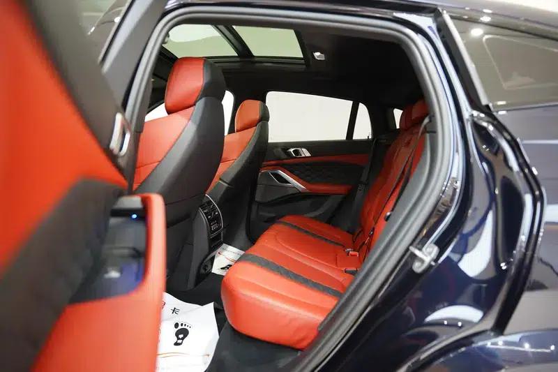 2021 BMW X6 M — миниатюра 20