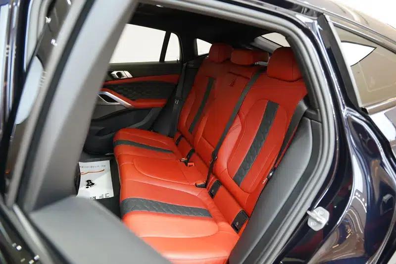 2021 BMW X6 M — миниатюра 21