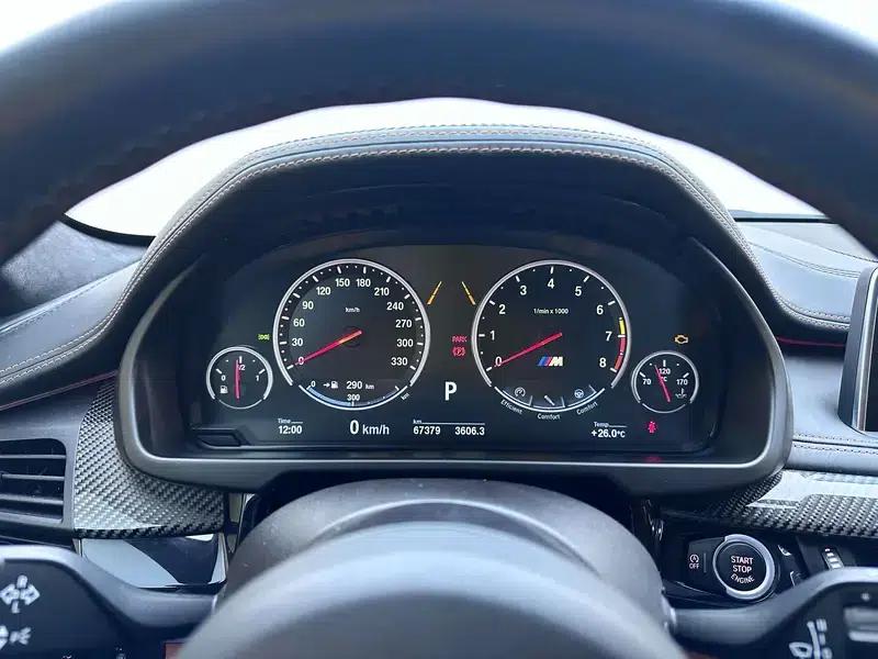 2015 BMW X6 M — миниатюра 11
