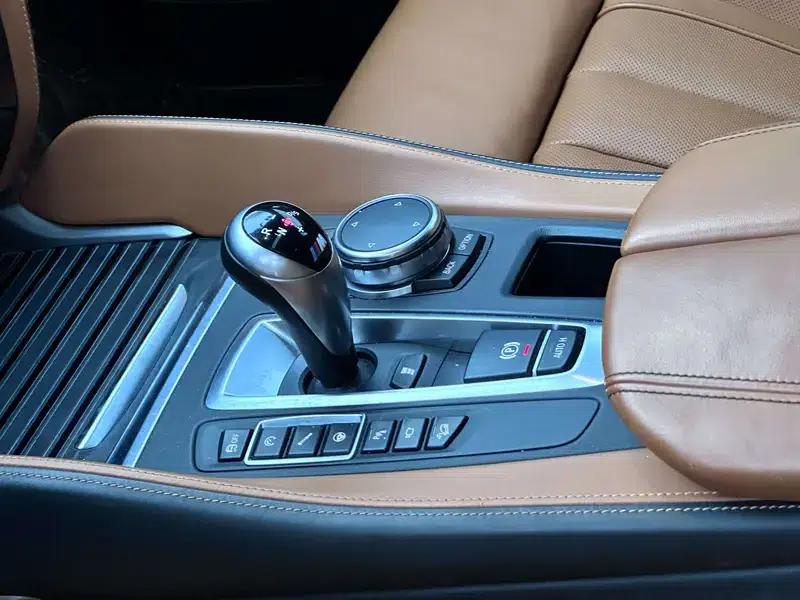 2015 BMW X6 M — миниатюра 13