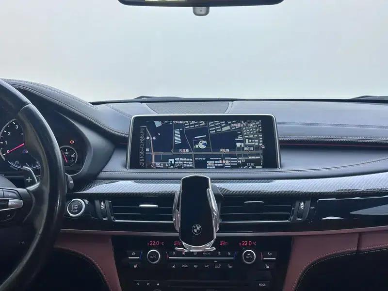 2015 BMW X6 M — миниатюра 10