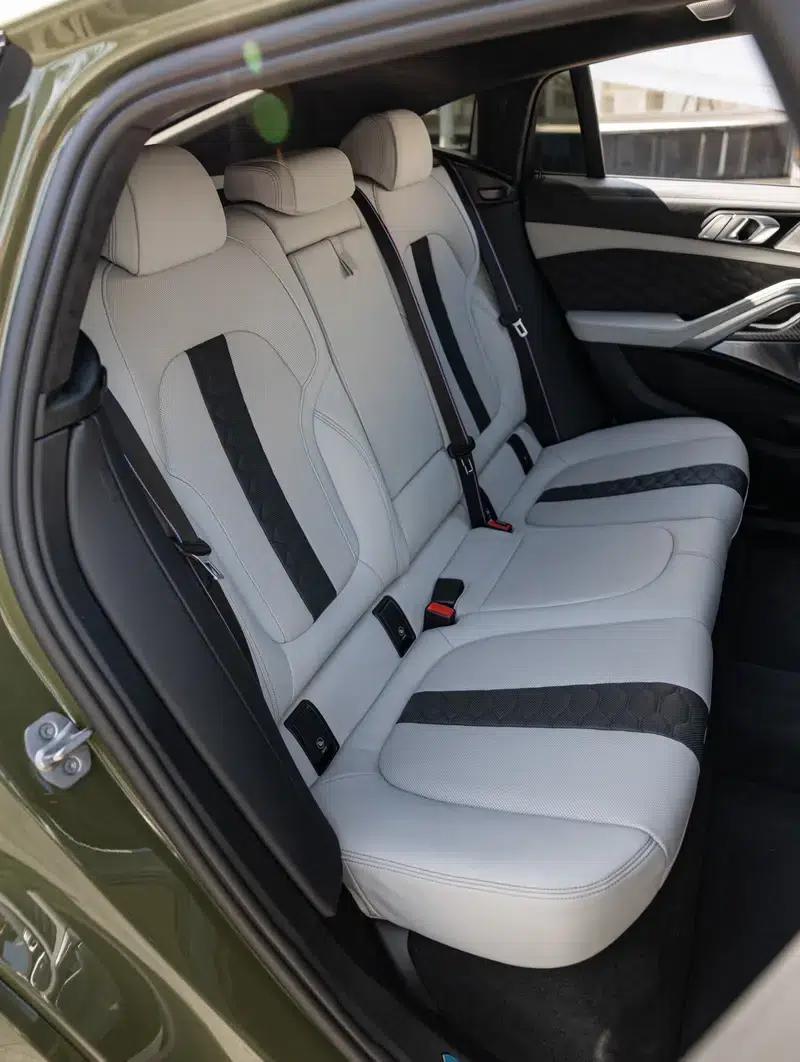 2021 BMW X6 M — миниатюра 24