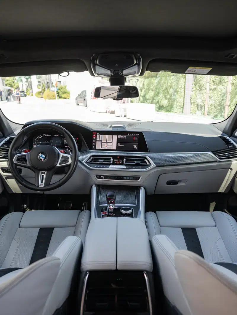 2021 BMW X6 M — миниатюра 8
