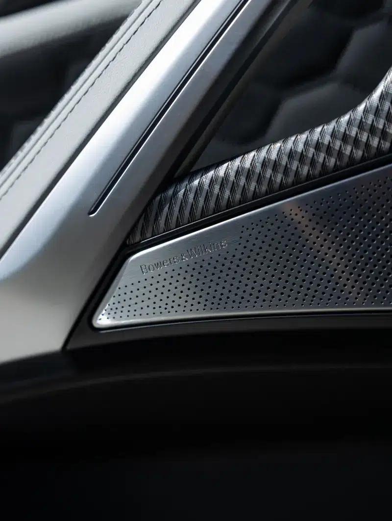 2021 BMW X6 M — миниатюра 10
