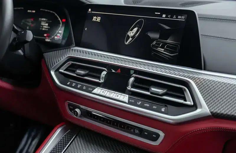 2020 BMW X6 M — миниатюра 18