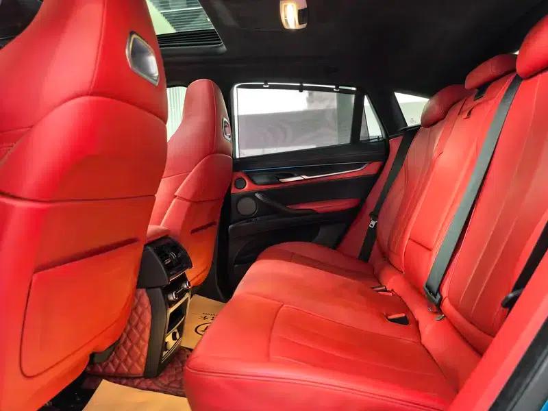 2015 BMW X6 M — миниатюра 15
