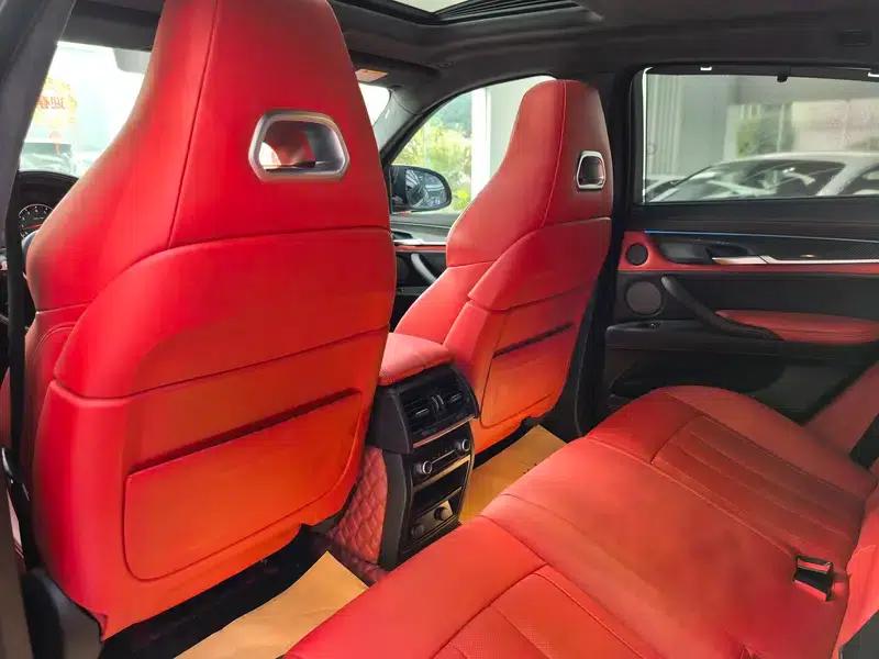 2015 BMW X6 M — миниатюра 17