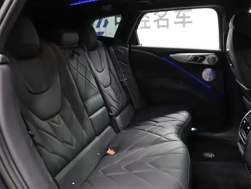 BMW XM 2023 50e — миниатюра 35