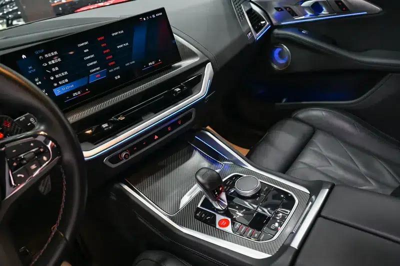 BMW XM 2023 4.4T Standard Edition — миниатюра 11