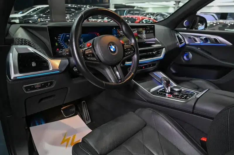 BMW XM 2023 4.4T Standard Edition — миниатюра 9