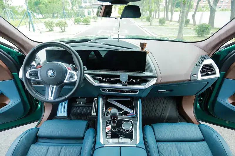 BMW XM 2023 50e — миниатюра 9
