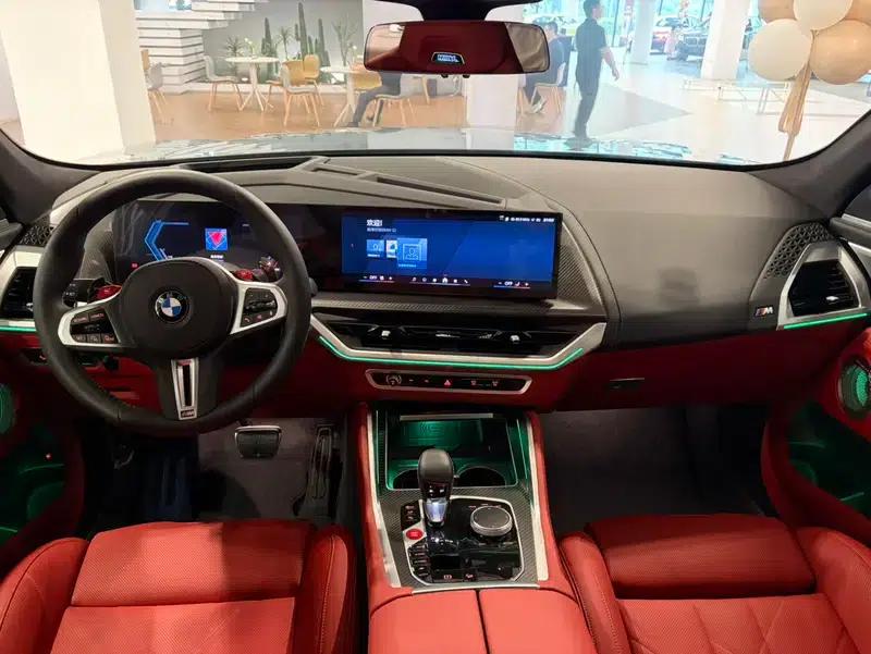 BMW XM 2025 50e Overseas Version — миниатюра 6