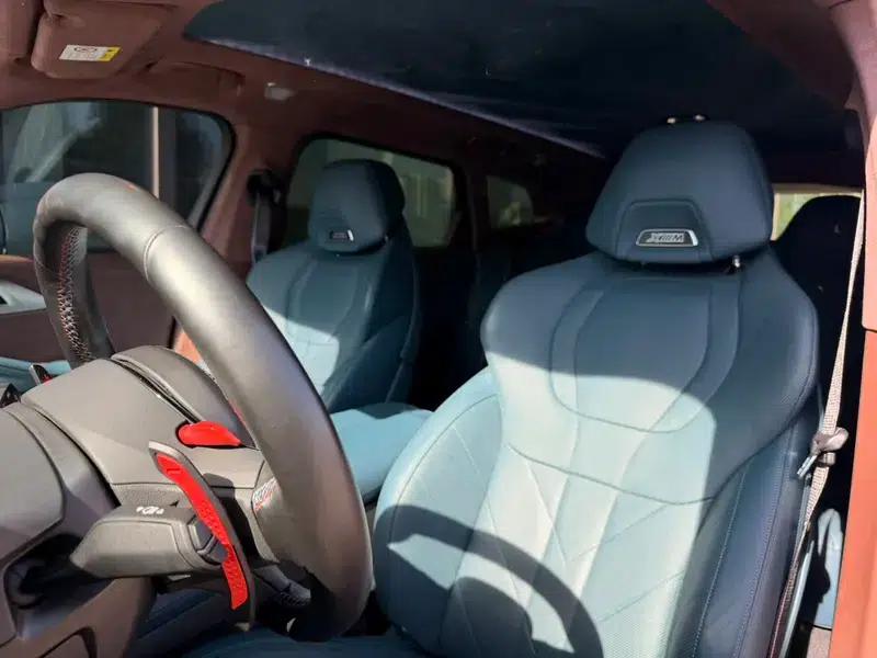 BMW XM 2023 4.4T Standard Edition — миниатюра 23
