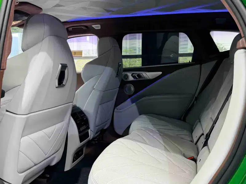 BMW XM 2023 50e — миниатюра 14