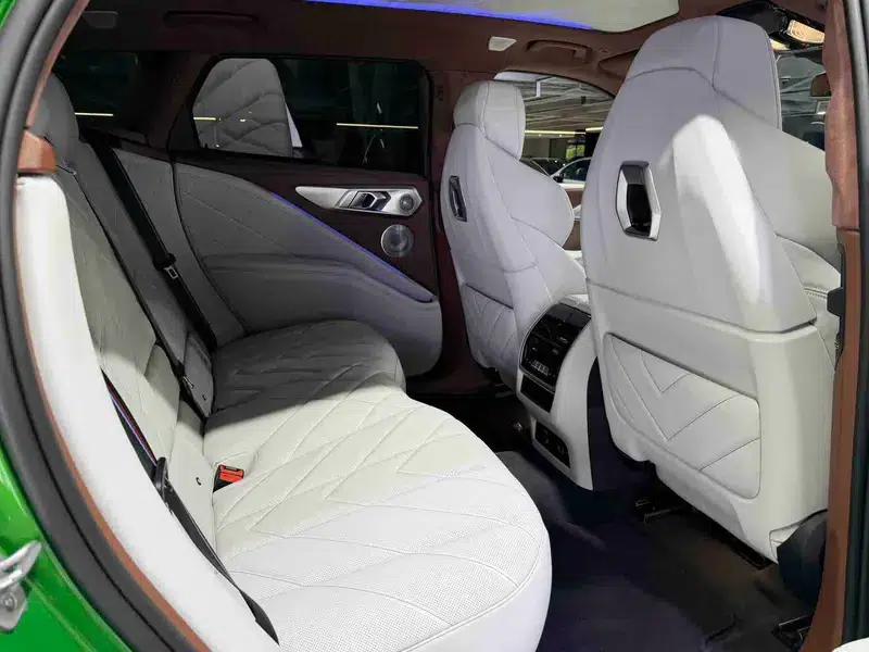 BMW XM 2023 50e — миниатюра 16