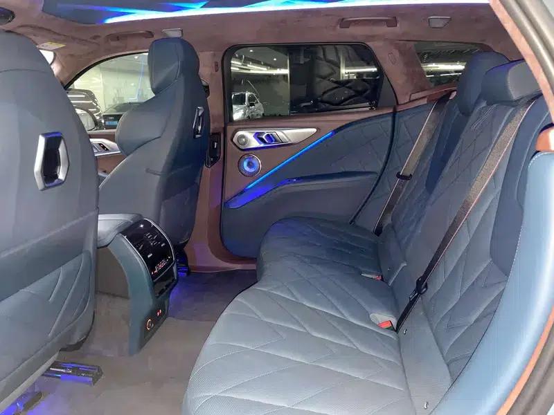 BMW XM 2023 50e — миниатюра 21