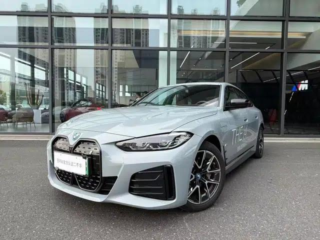 BMW i4 2023 eDrive40
