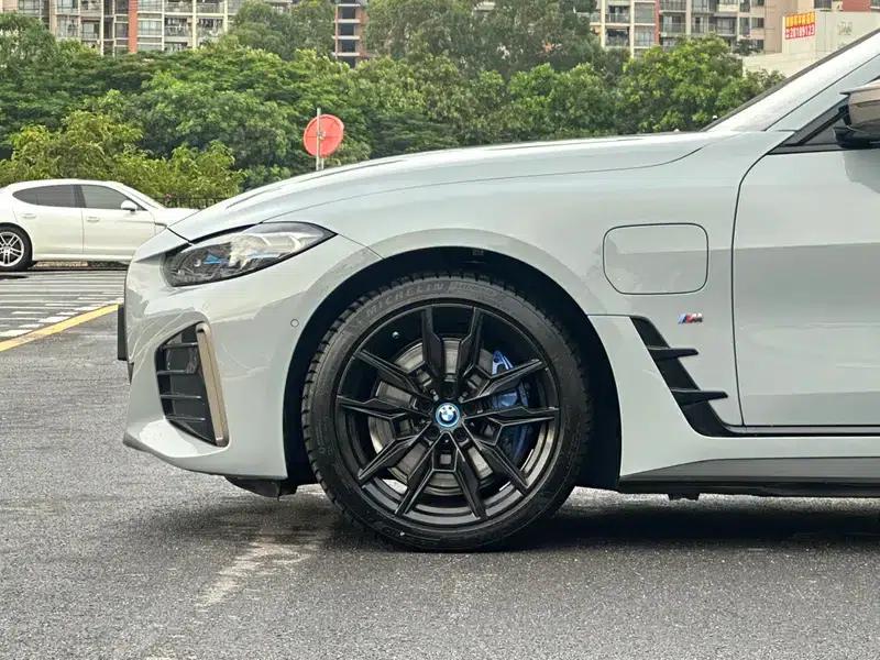 BMW i4 2022 M50 — миниатюра 9