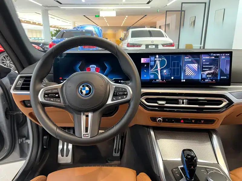 BMW i4 2022 M50 — миниатюра 17