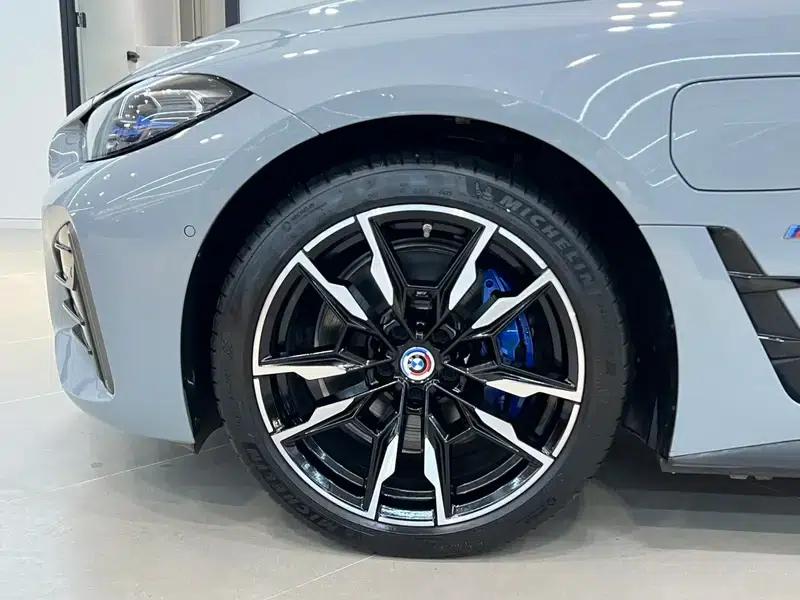 BMW i4 2022 M50 — миниатюра 9